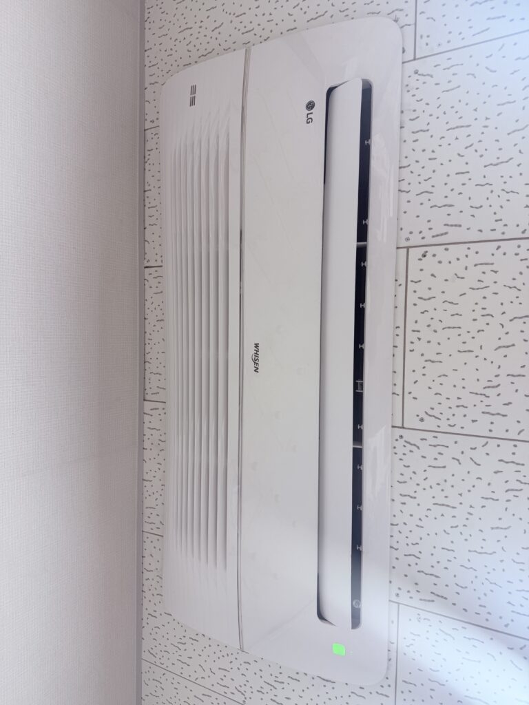 벽걸이 에어컨 전체 모습